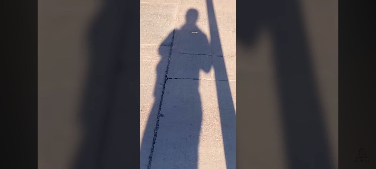 Почему тени притягиваются рядом? image preview